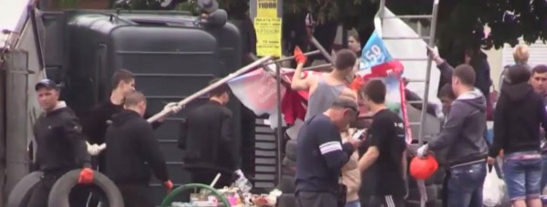 Мариуполь укрепляет блокпосты и готов дать врагу отпор. Мариуполь укрепляет блокпосты и готов дать врагу отпор.