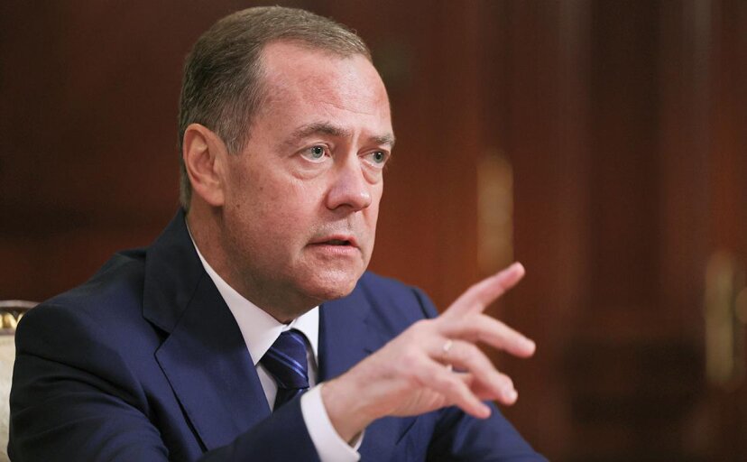 «Придётся пополнять обменный фонд»: Медведев о задержании Звинчука в Черногории